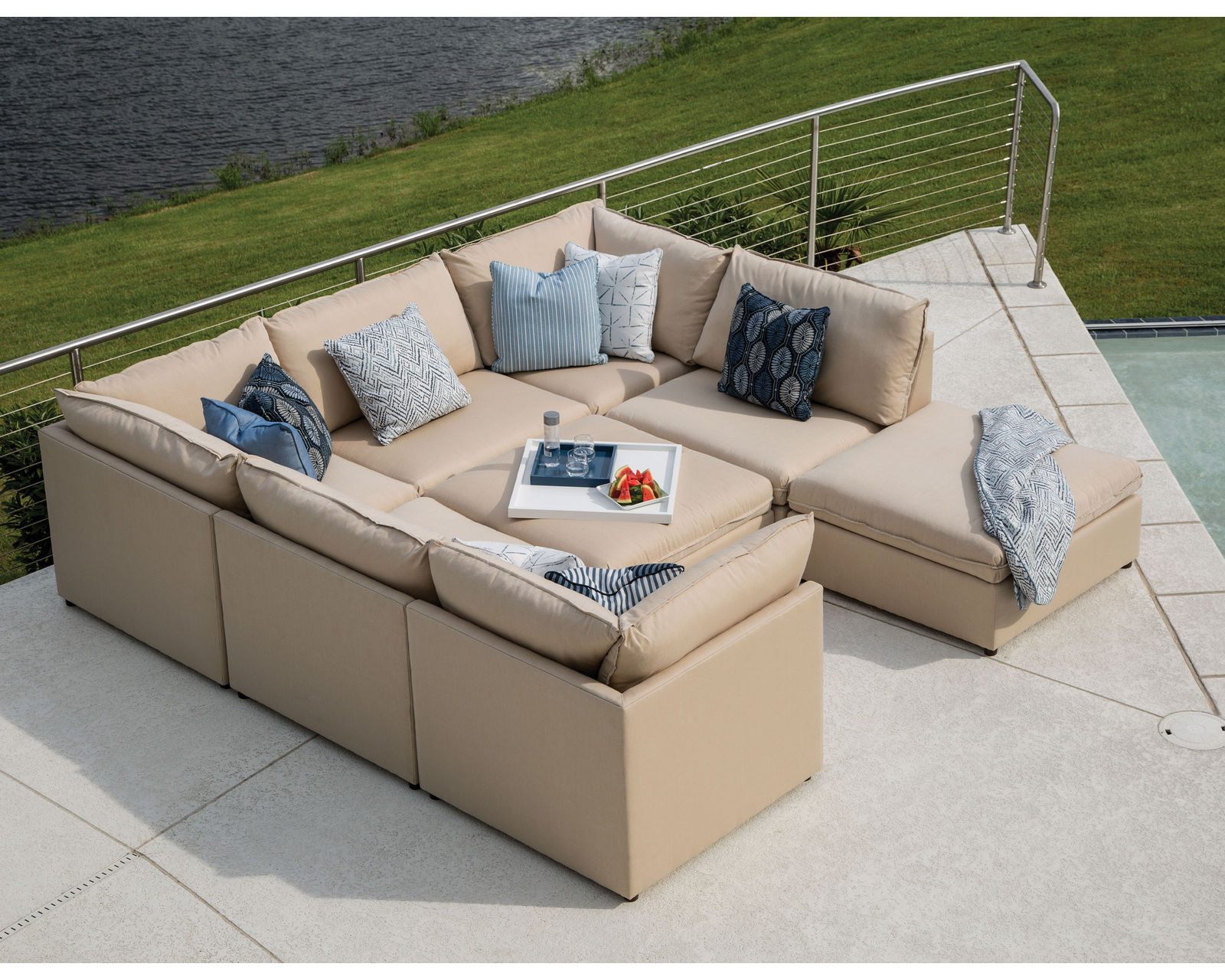 Colson Outdoor Sectional (Made to order fabrics) - Colson Outdoor Modular Sectional (Made to order fabrics)