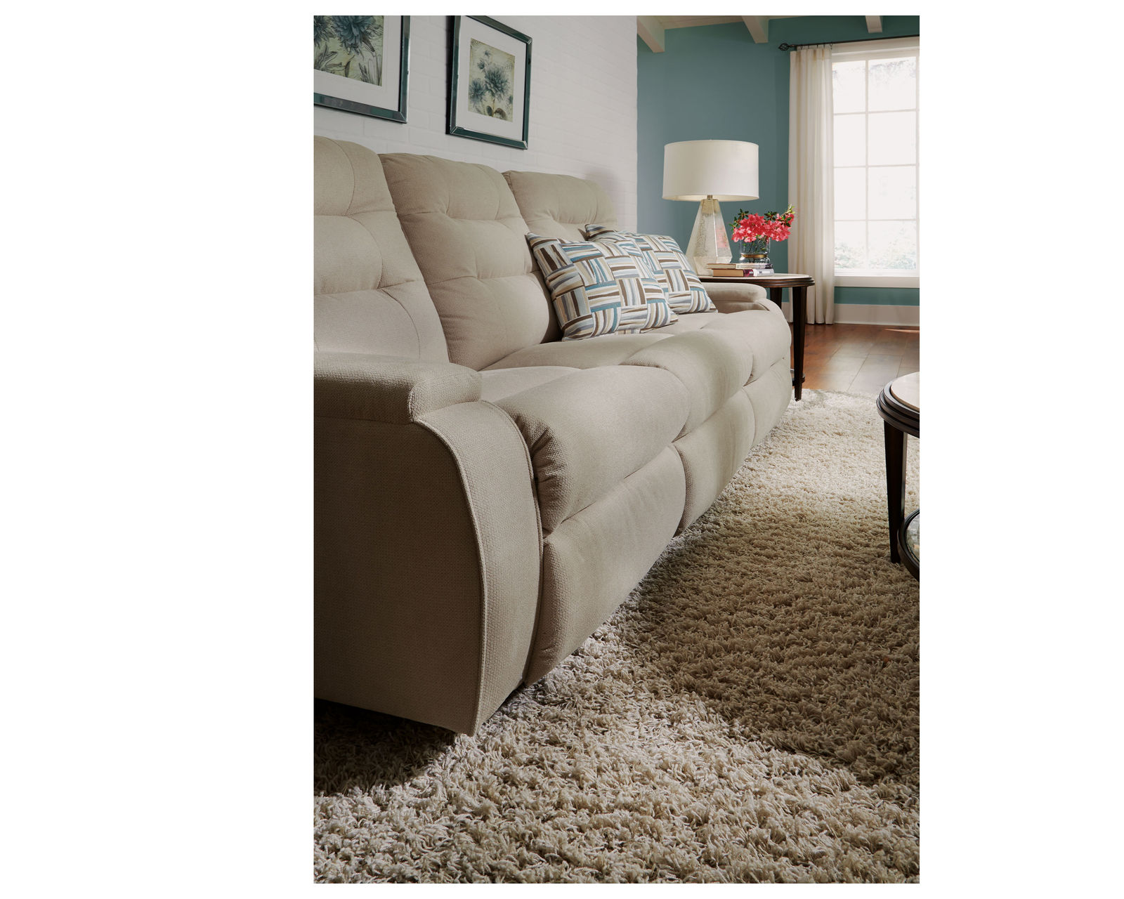 Kerrie 86" Reclining Sofa (Colors Available)