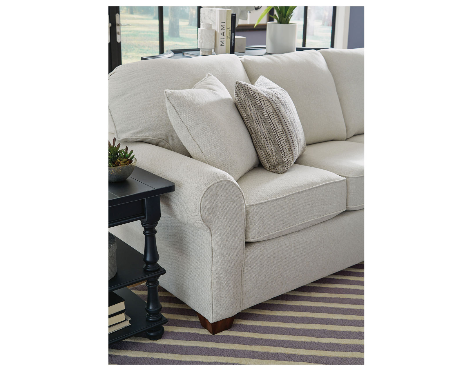 Thornton 5535 Chair (100+ fabrics) - Flexsteel first year warranty covers everything (product and labor)
