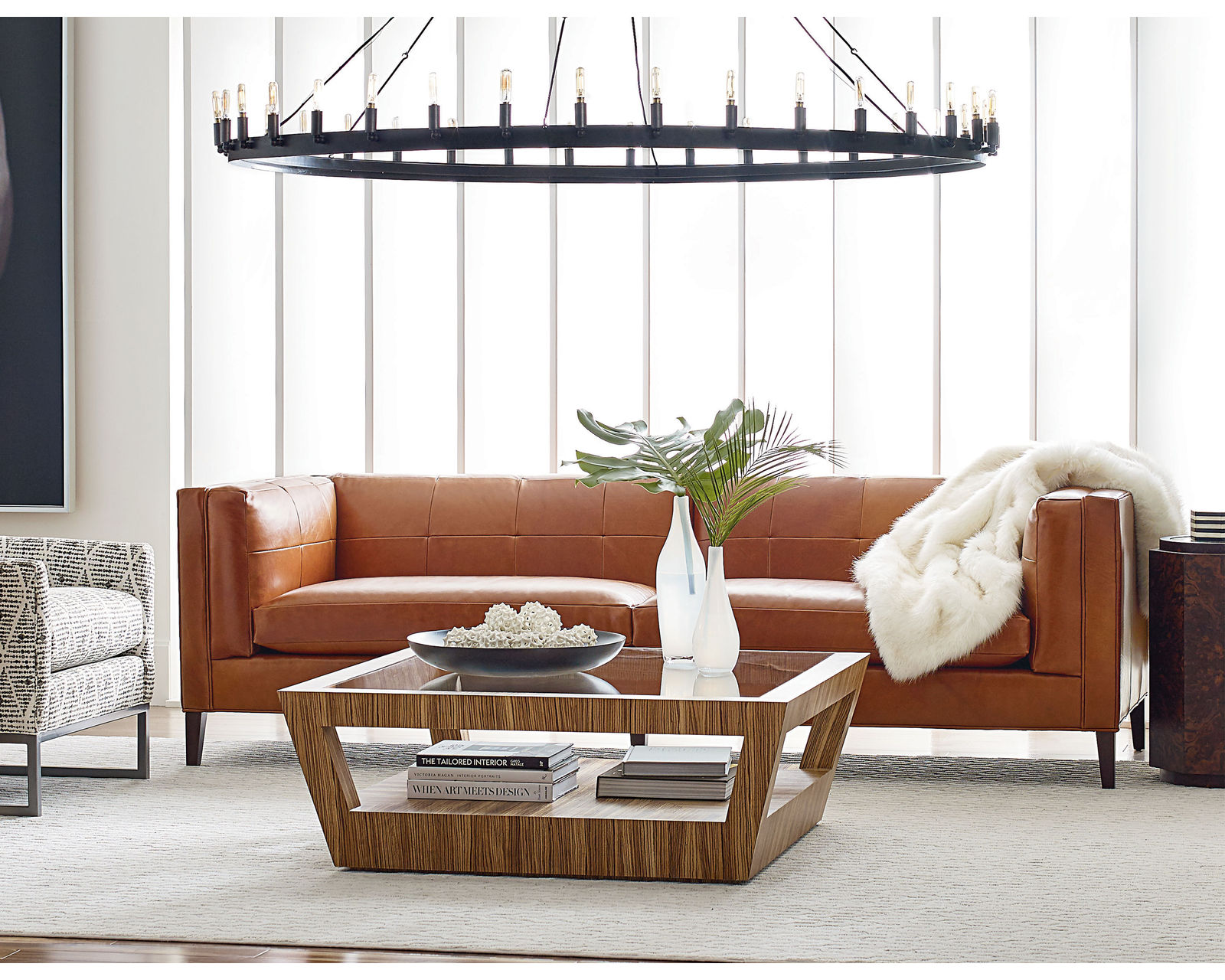 Chester 82" or 100" Sofa (+75 fabrics)