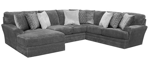 Layout O: Three Piece Sectional 67" x 139" x 101"
