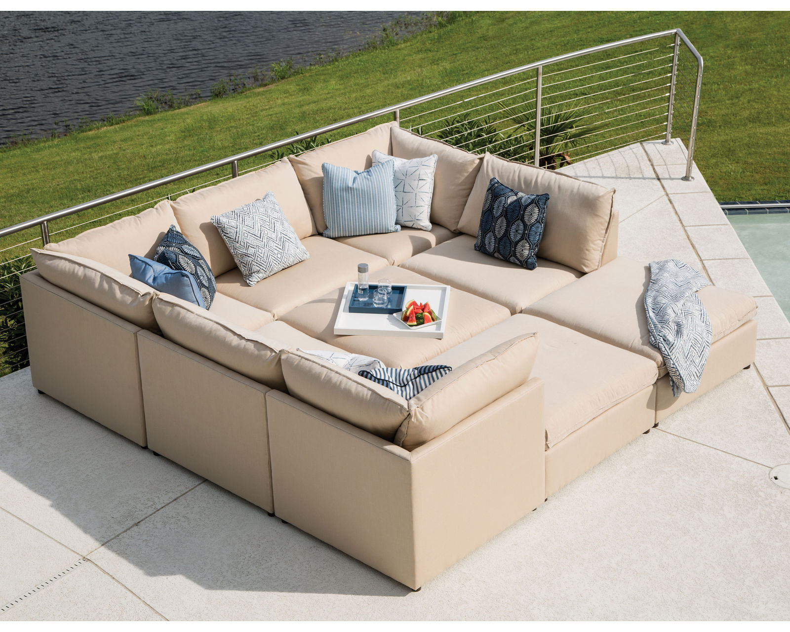 Colson Outdoor Sectional (Made to order fabrics) - Sectional Layout H: Colson Outdoor Modular Sectional (Made to order fabrics)