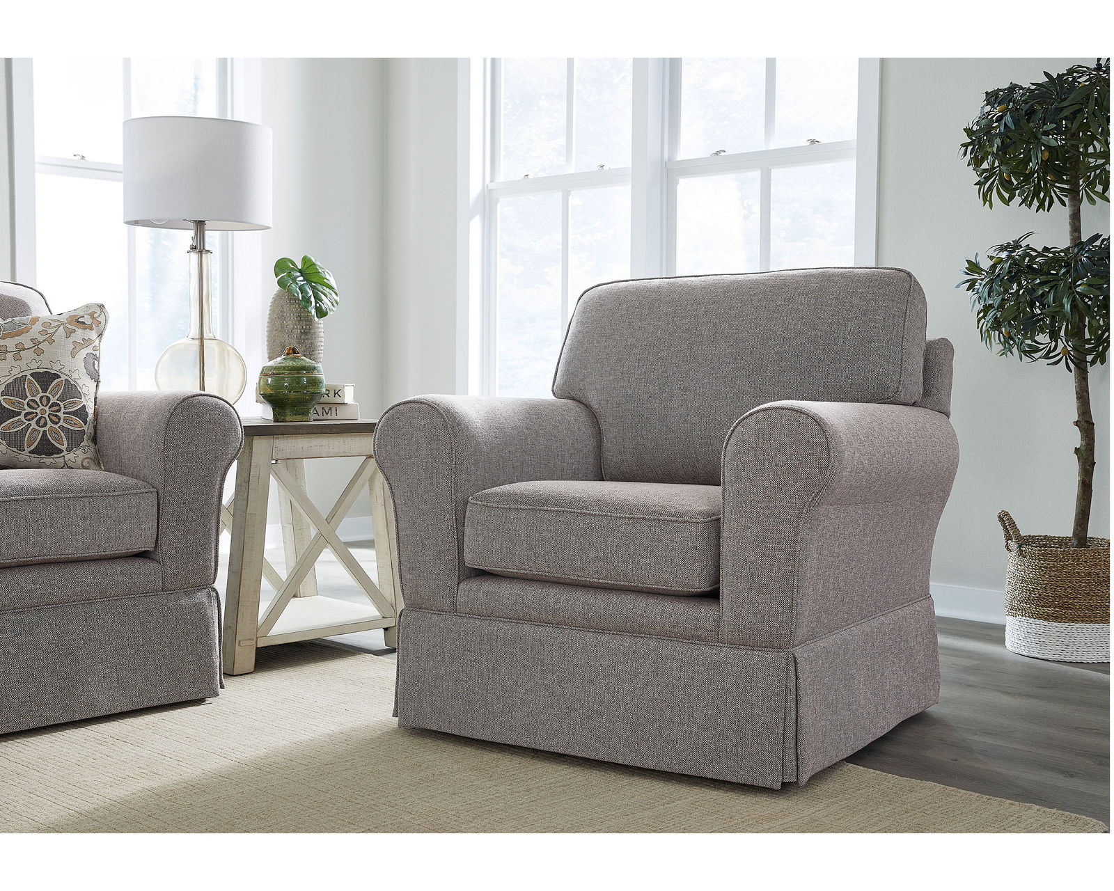 Susanna Stationary Sofa (+139 fabrics) 83" - Susanna Club Chair