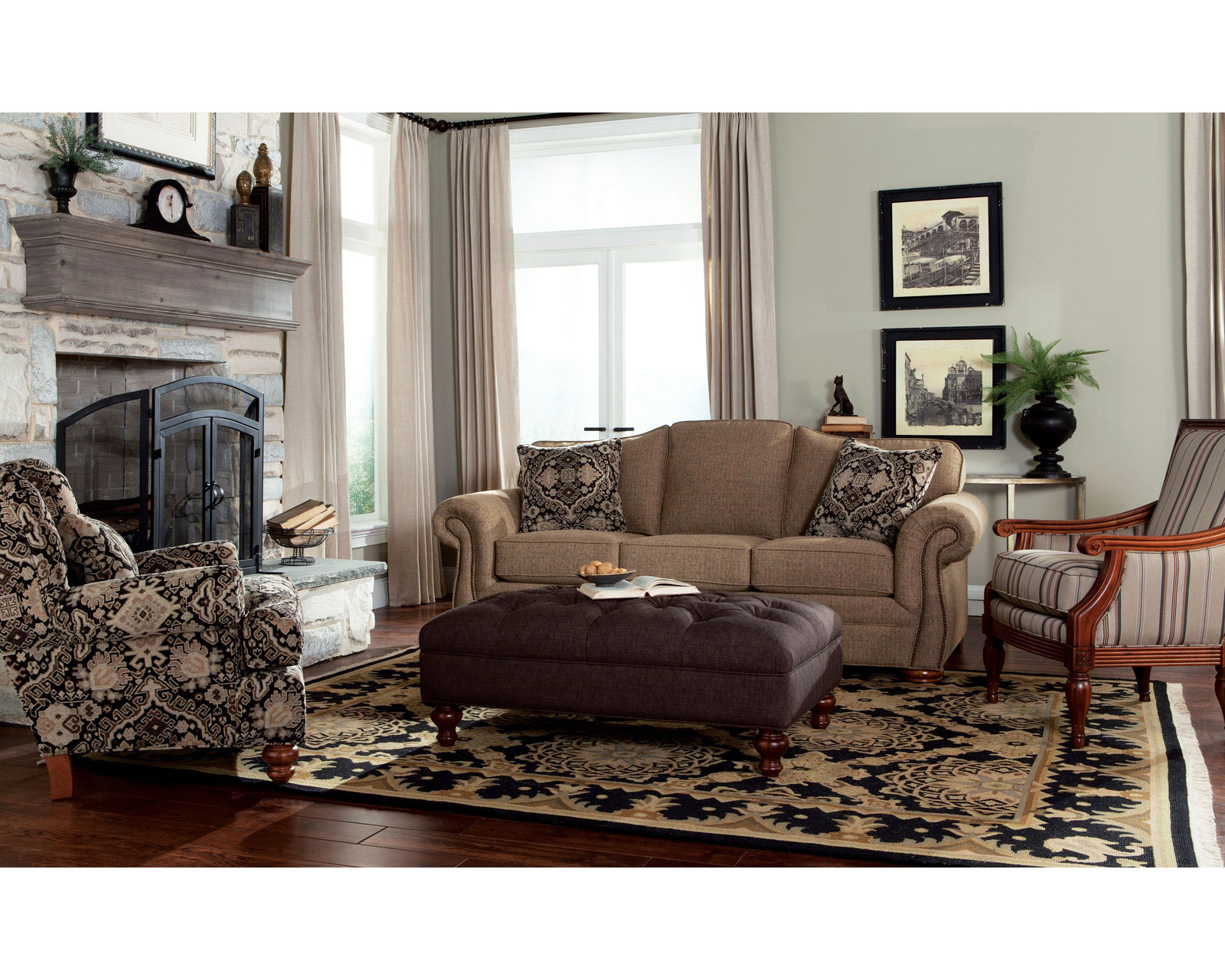 Conway 92" Sofa (+100 performance fabrics) 2685 - Customize in over 100 Kid and Pet-Friendly High-Performance Fabrics 