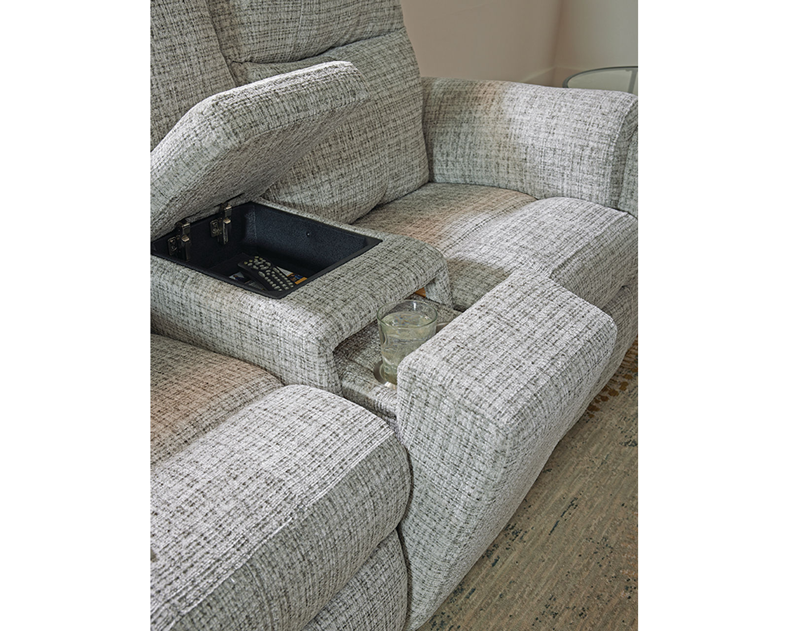 Ashton EZ1R00 Recliner (3 Mechanisms) 100 Standard and Performance Fabrics - Center Console with Pop Out Cupholders and Storage