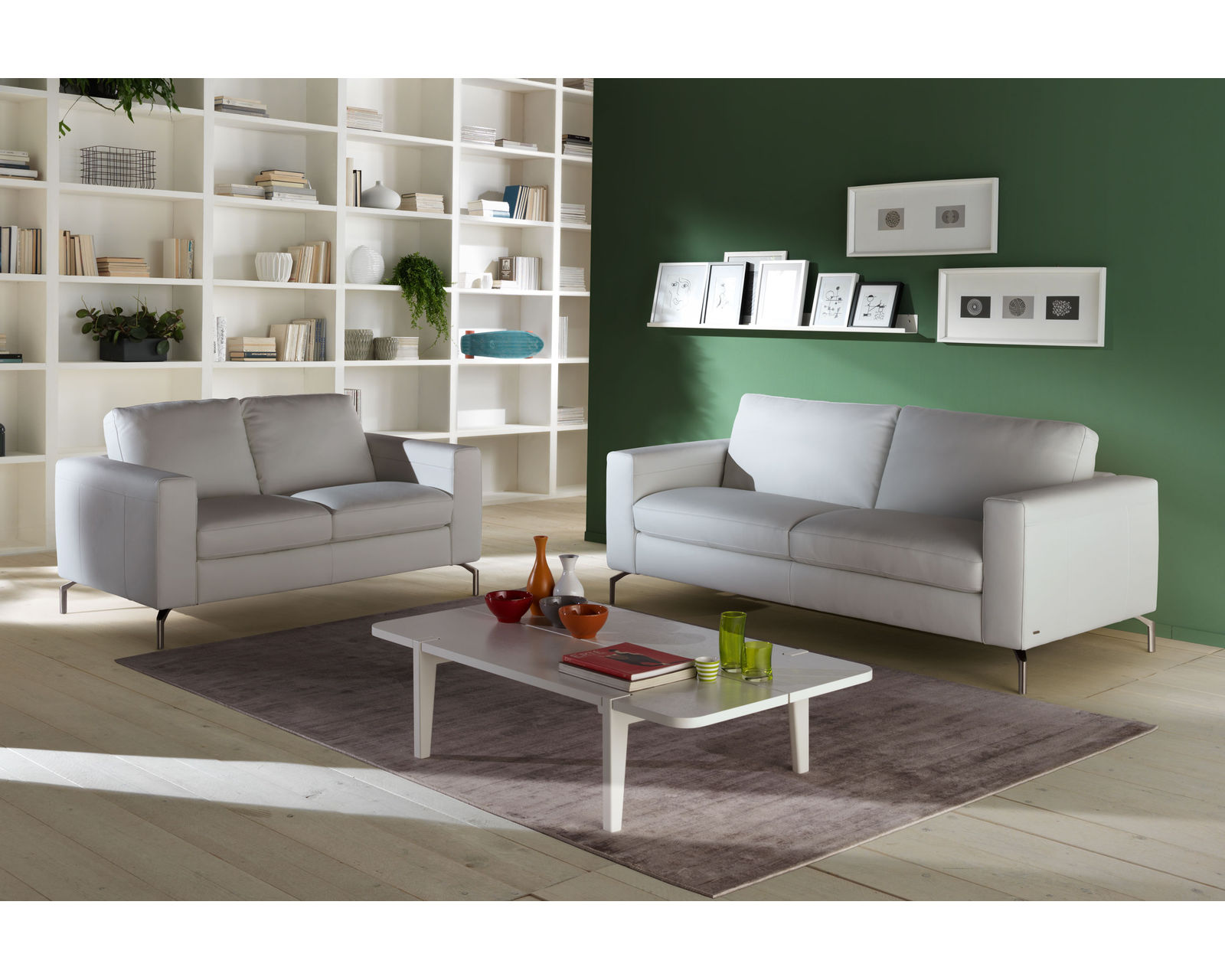 Sollievo B845 Sofa (82") +50 leathers