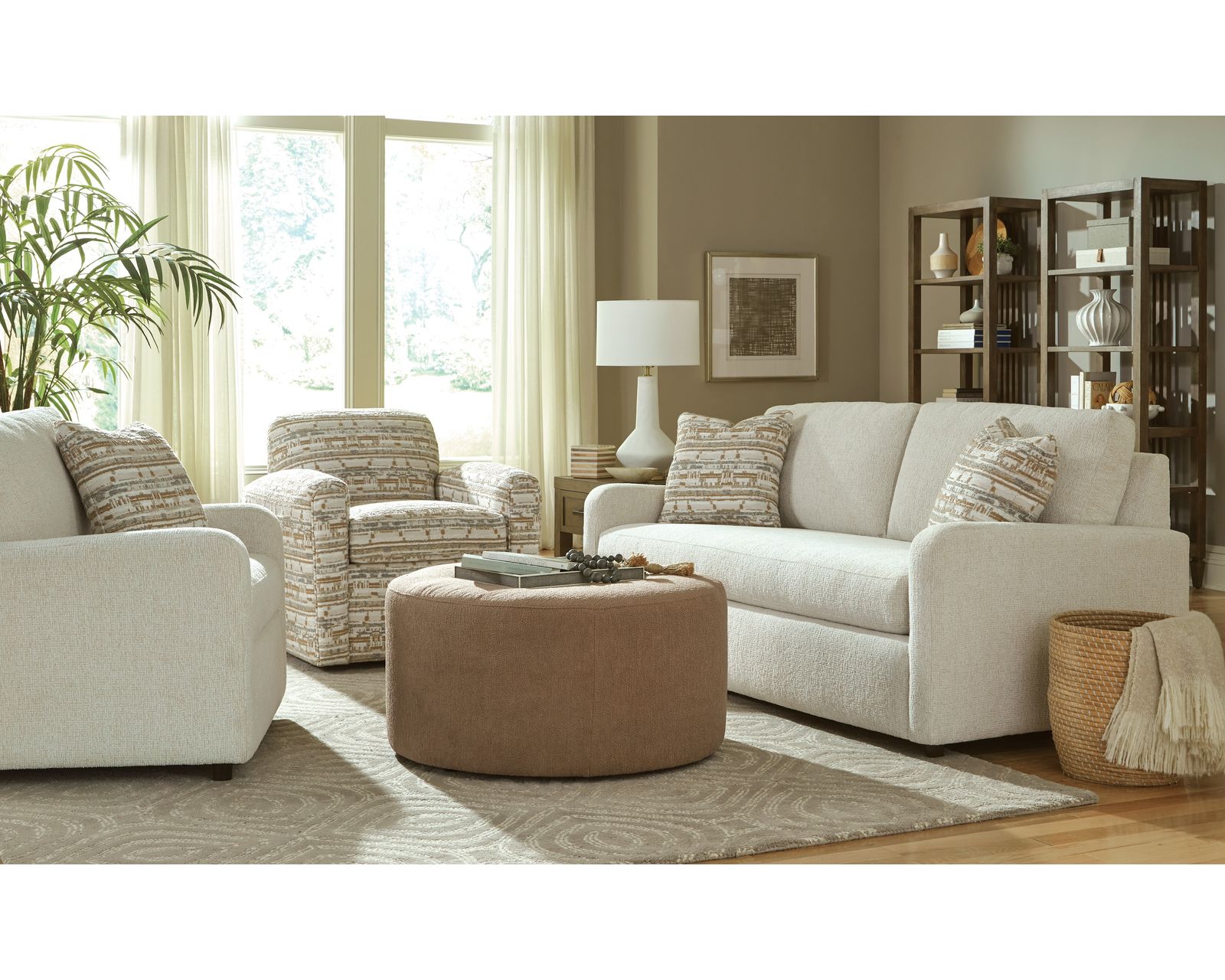 Layla 7501 Sofa (79") IN STOCK - Image 6