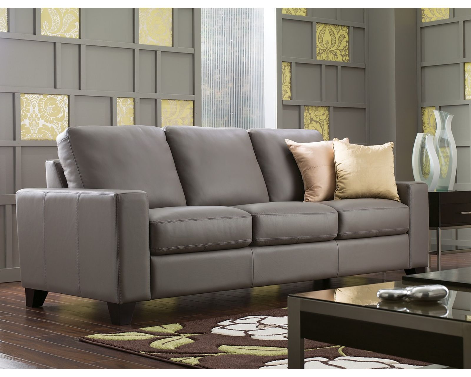 Rockland Sofa