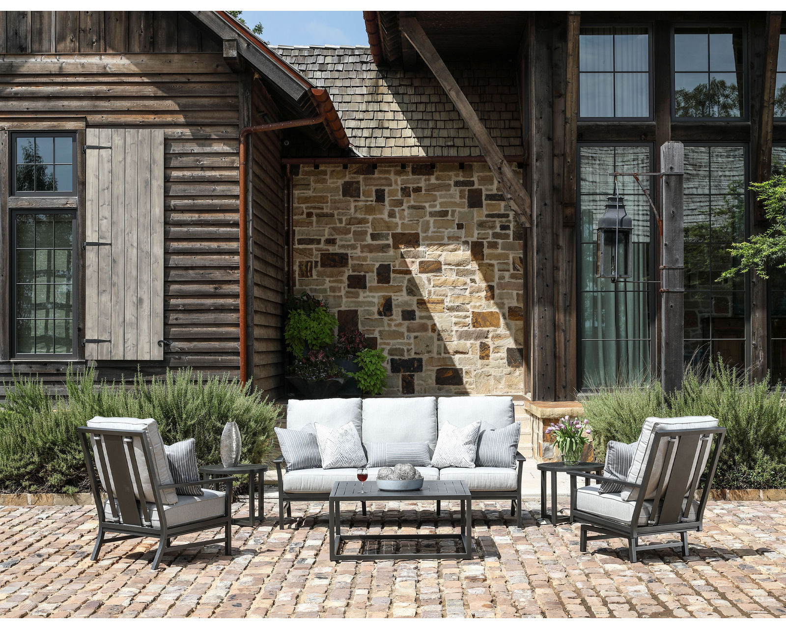 Montana Outdoor Sofa (150 fabrics - 8 metal finishes) - Image 13
