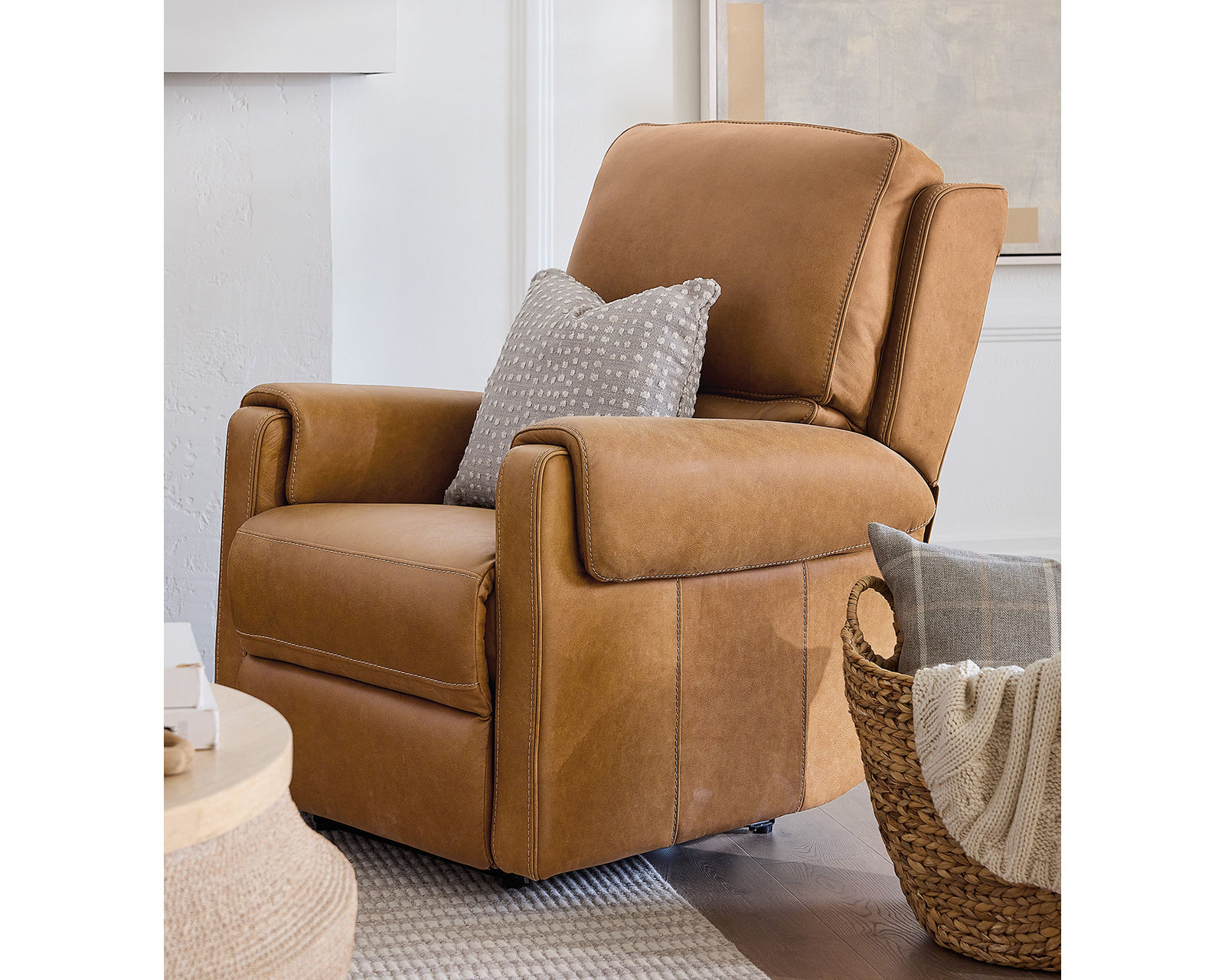 Somers Power Headrest Power Reclining Console Loveseat (In stock) - Image 18