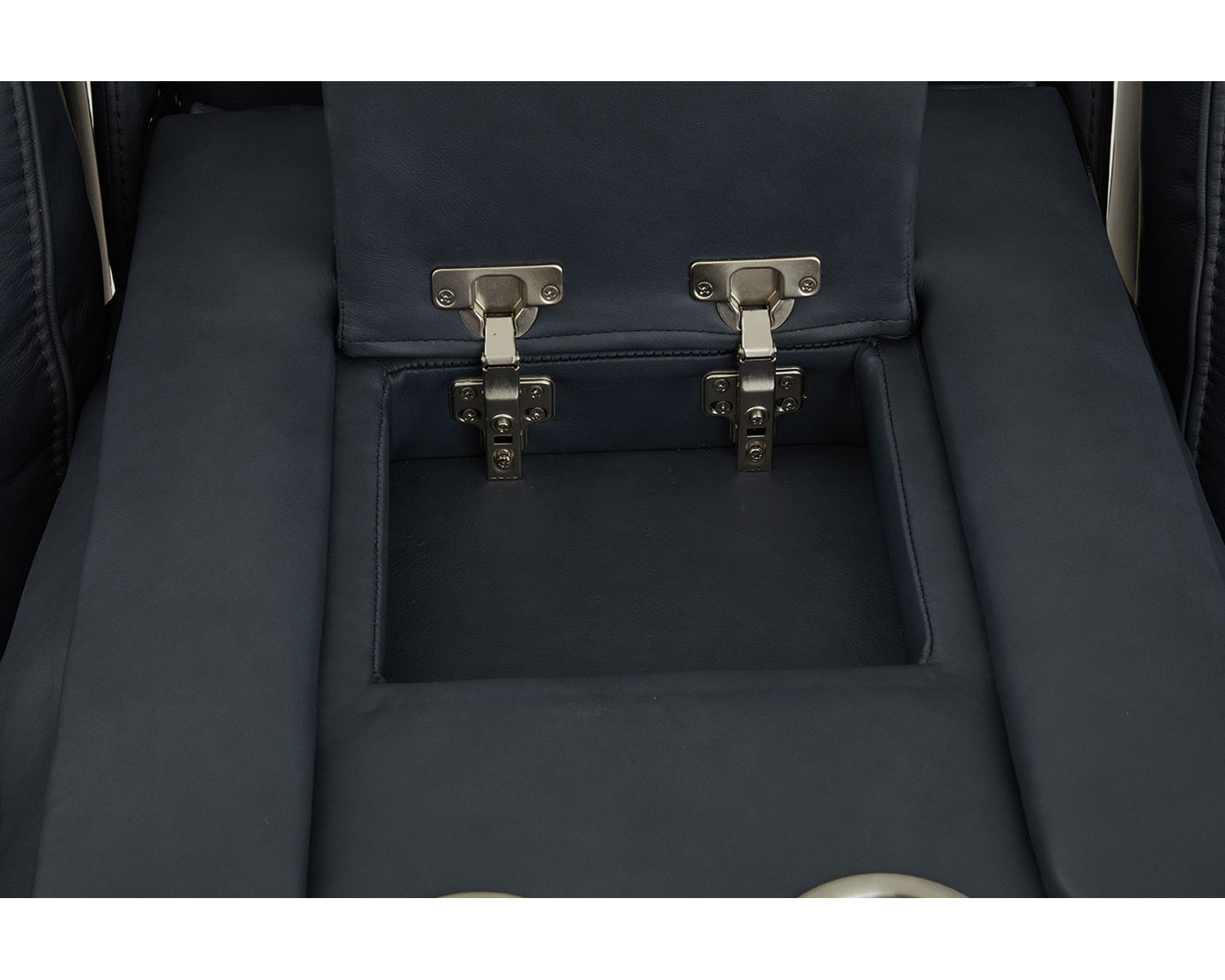 Warren 1848 Zero Gravity Triple Power Reclining Sofa with Center Dropdown Console (87") two colors - Image 6