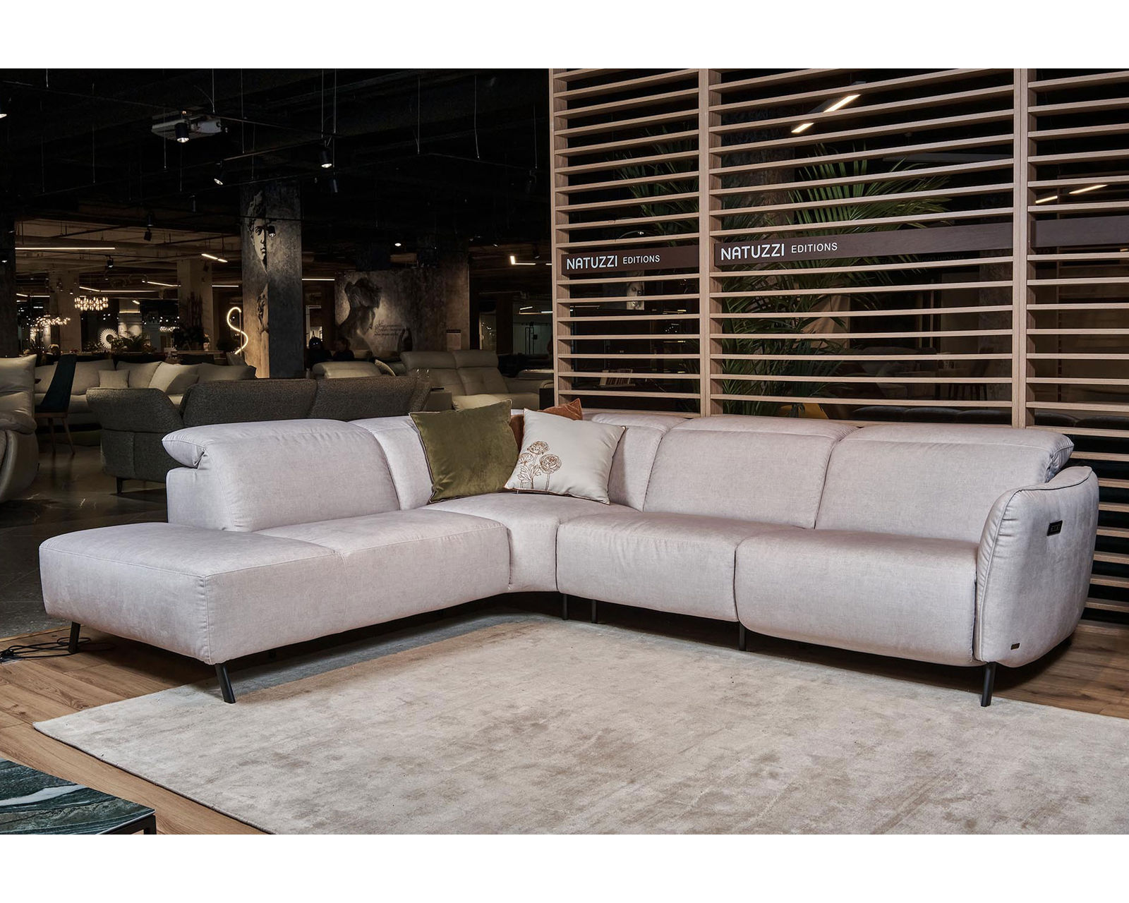 Lima C267 Power Reclining Sectional (+40 fabrics) - Image 3