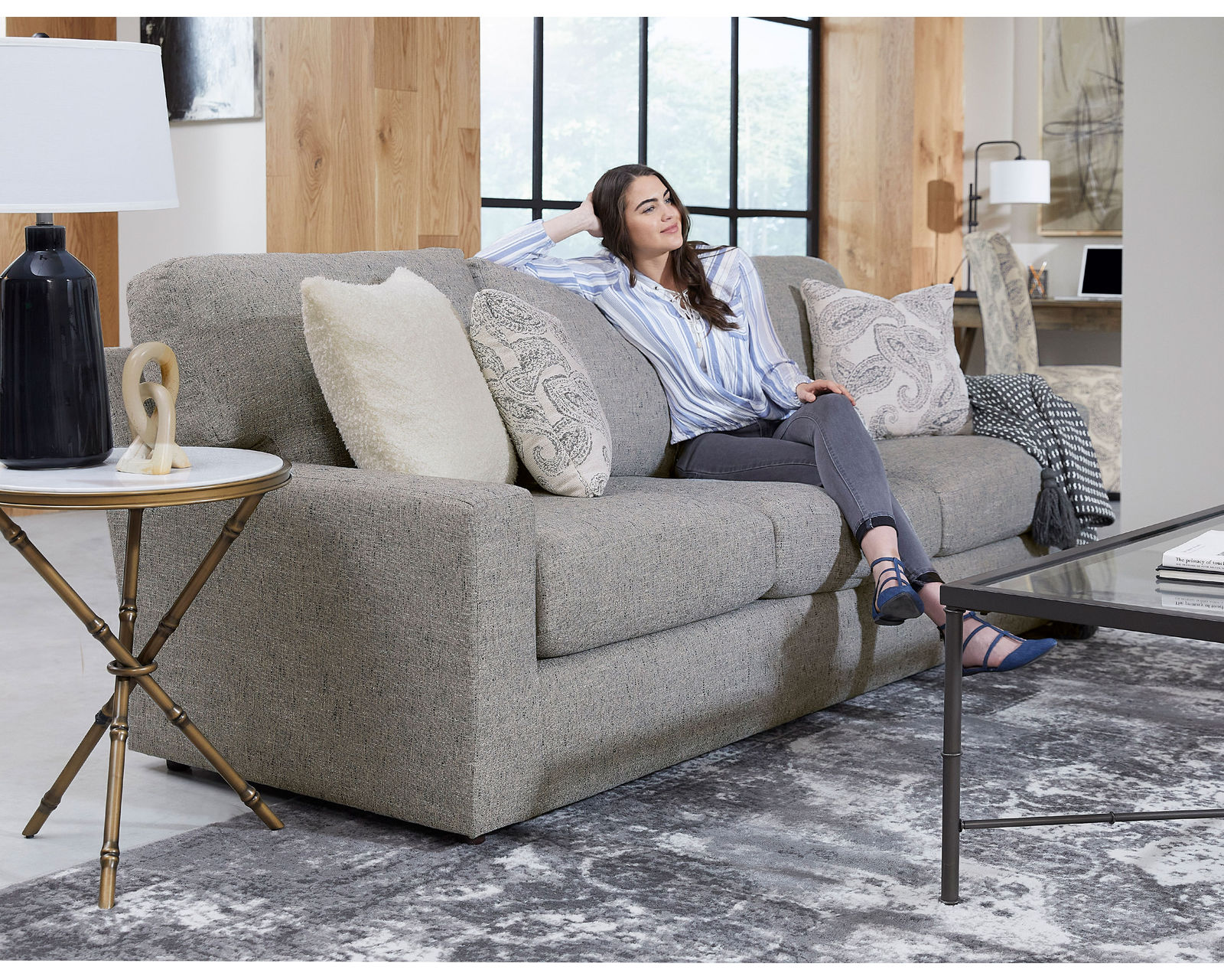Dovely Stationary Sofa (+139 fabrics) 95" - Image 5