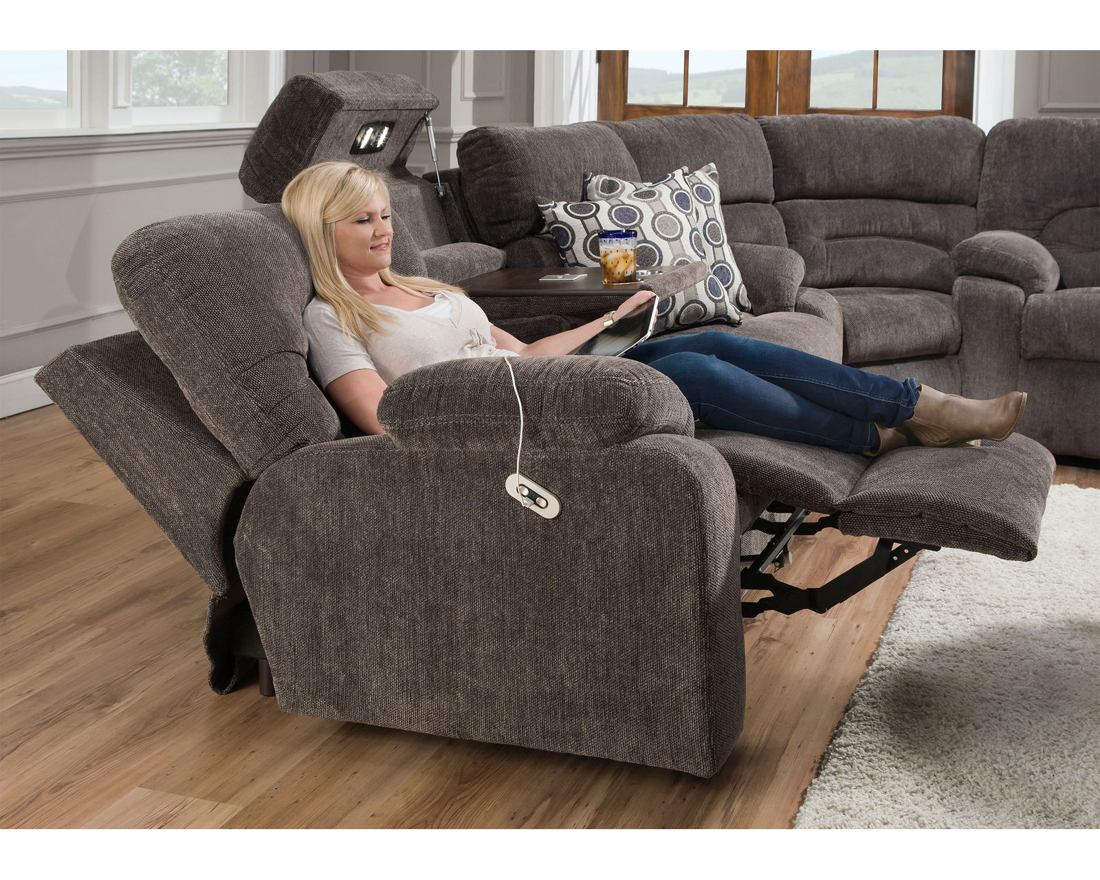 Tribute 797 Power Headrest Power Reclining Sectional with Light and USB Charging - Image 8