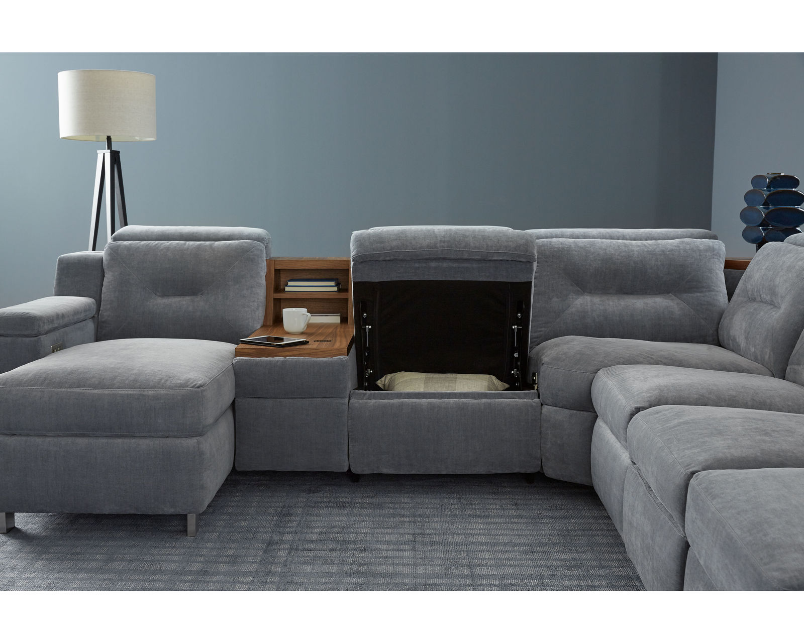 Apex 44008 Reclining Sectional (Made to order fabrics and leathers) - Image 30