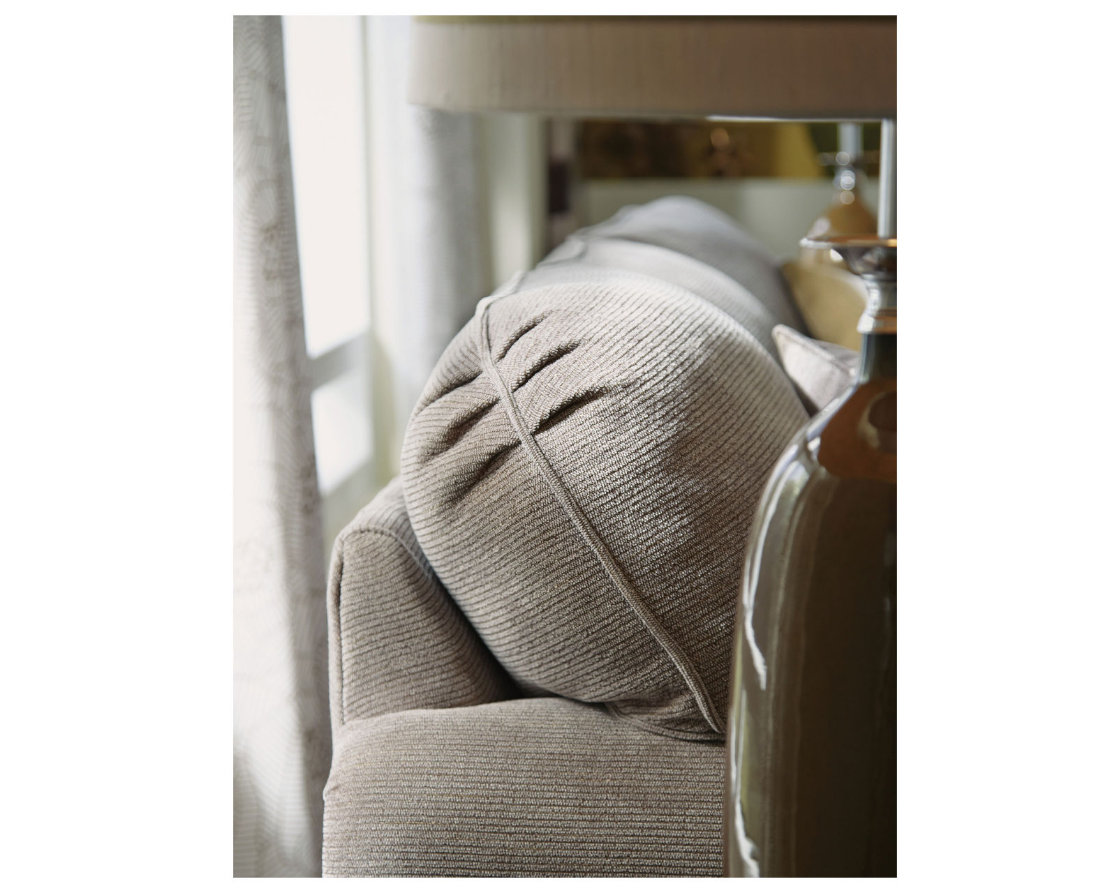 Thornton 5535 Sectional (100+ fabrics) - Image 11