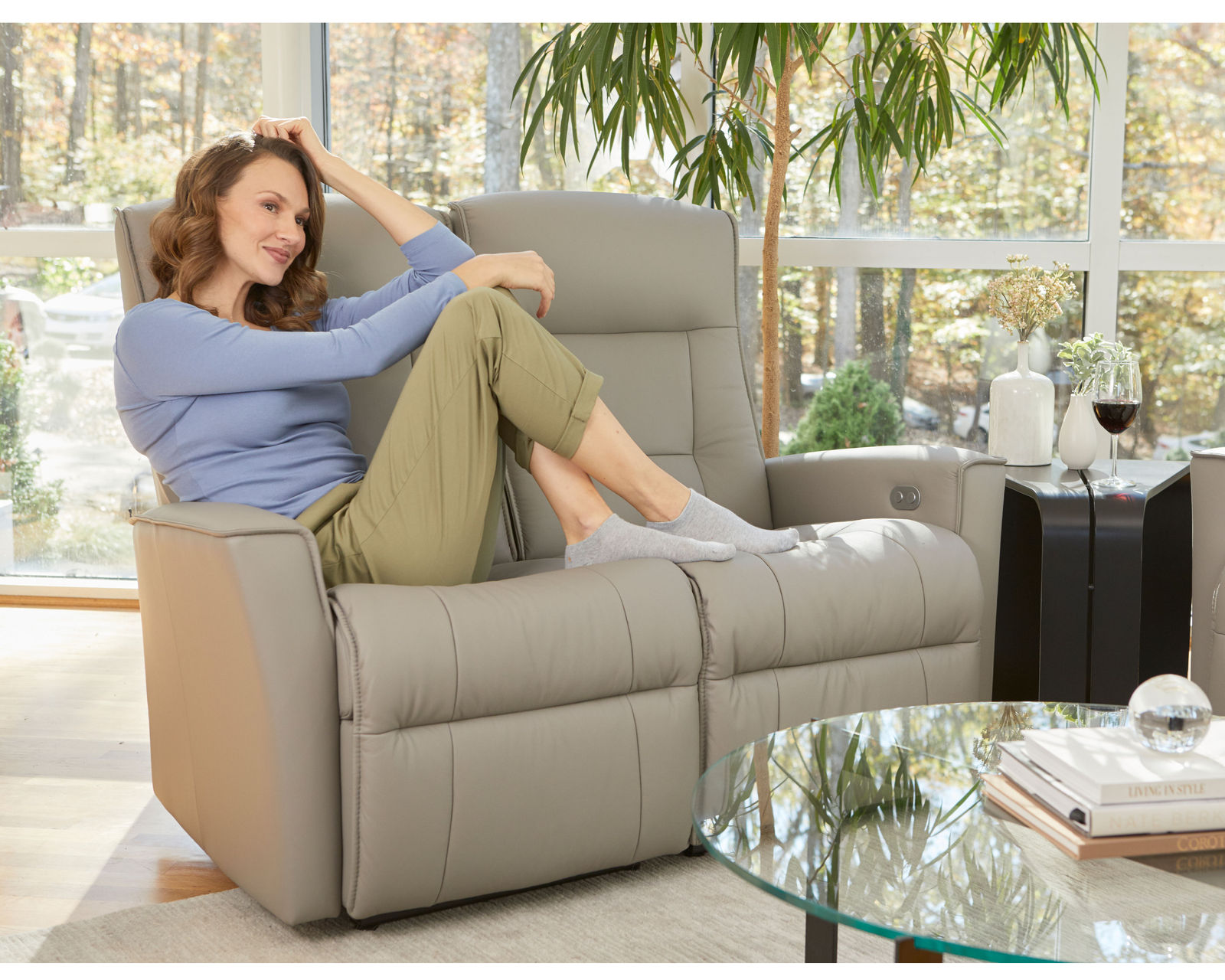 Harstad Power Dual Reclining Wallsaver Sofa (Made to order leathers) - Image 20