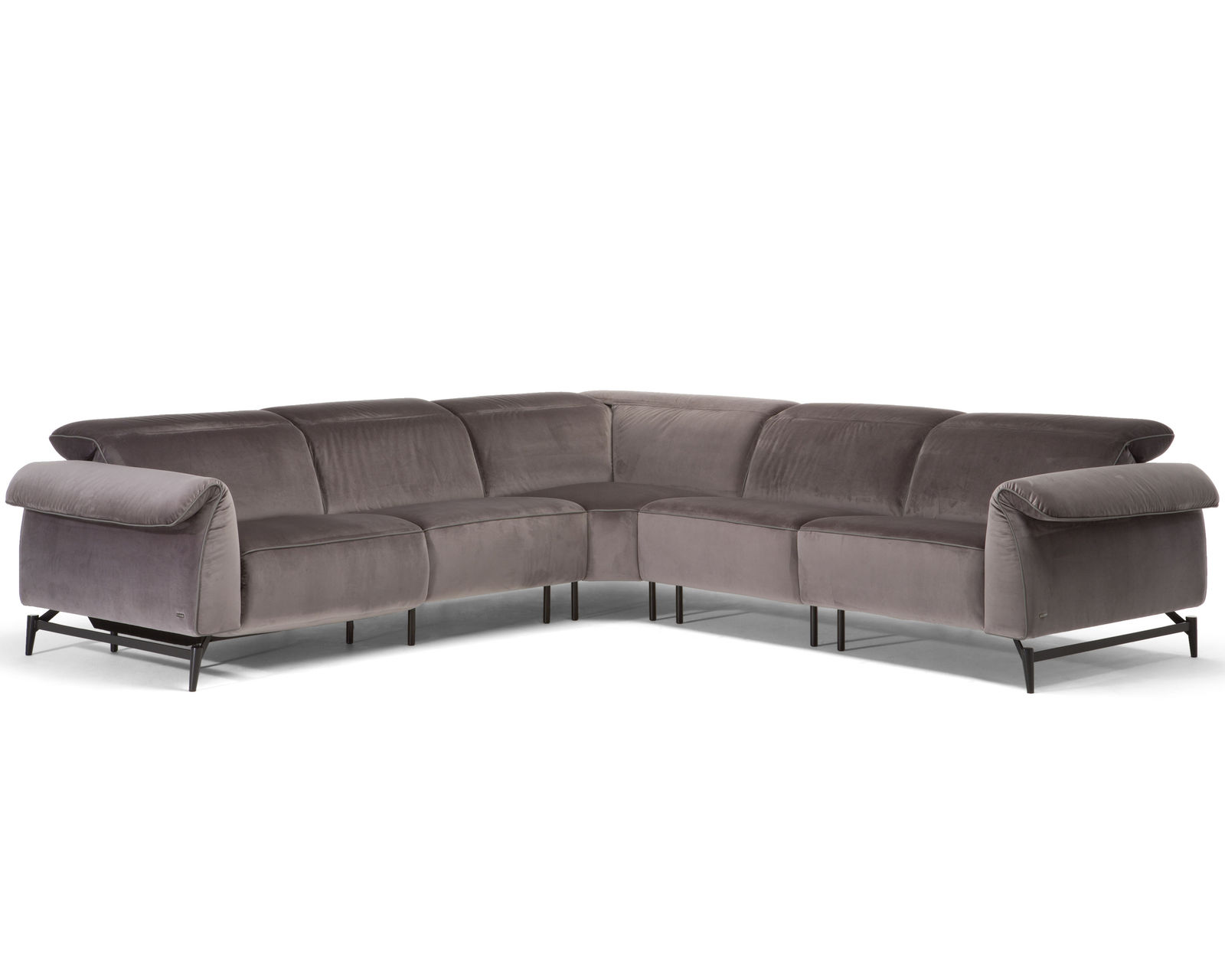 Leggiadro C143 Stationary Sectional