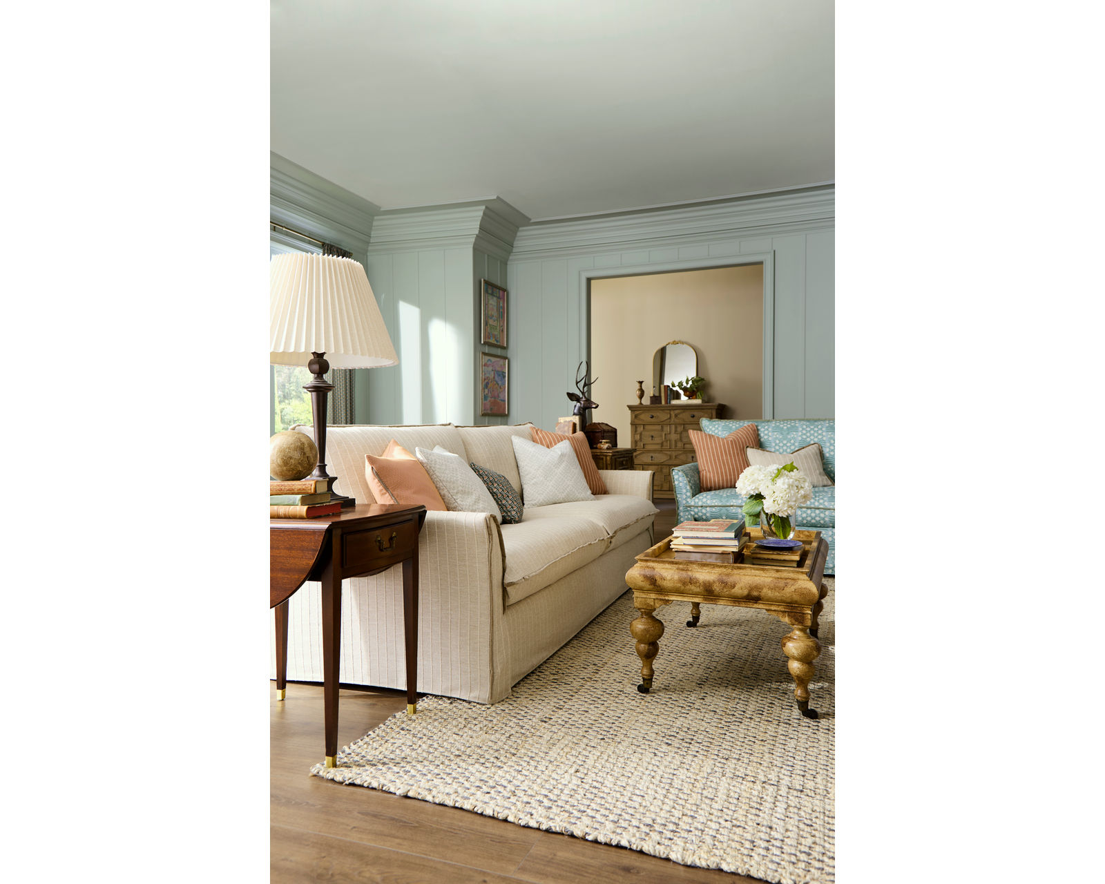 Erin & Ben Oxford 93" Sofa (includes five pillows) - Image 6