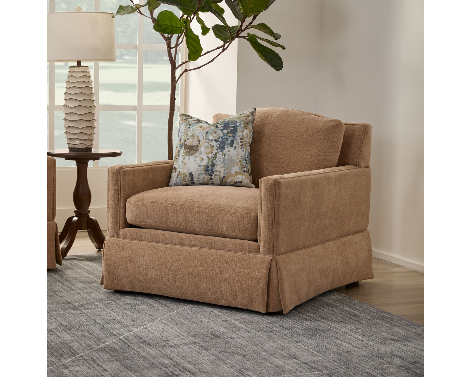 Lottie 7561 Sofa (88") +90 fabrics - Image 12