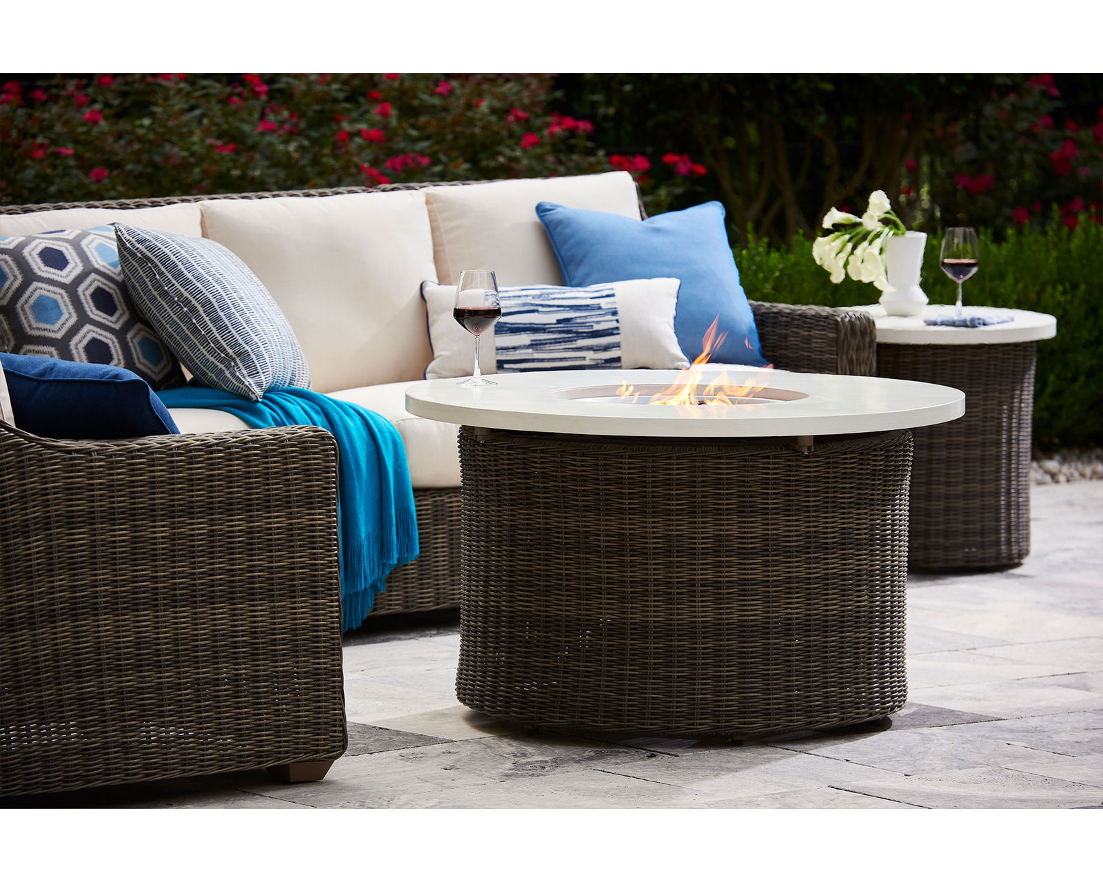 Oasis Outdoor Sofa Collection (Made to order fabrics) - Image 3