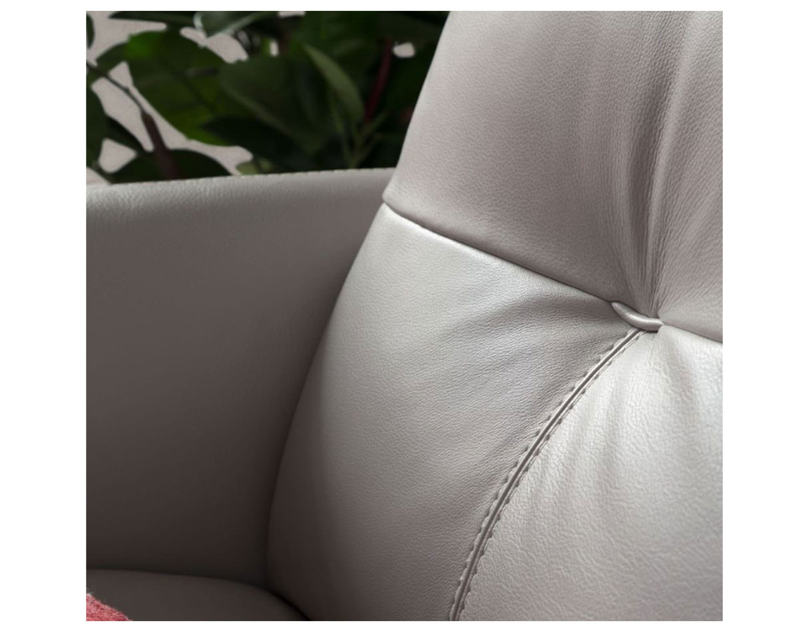 Leale C094 Sofa (Made to order fabrics) - Image 6