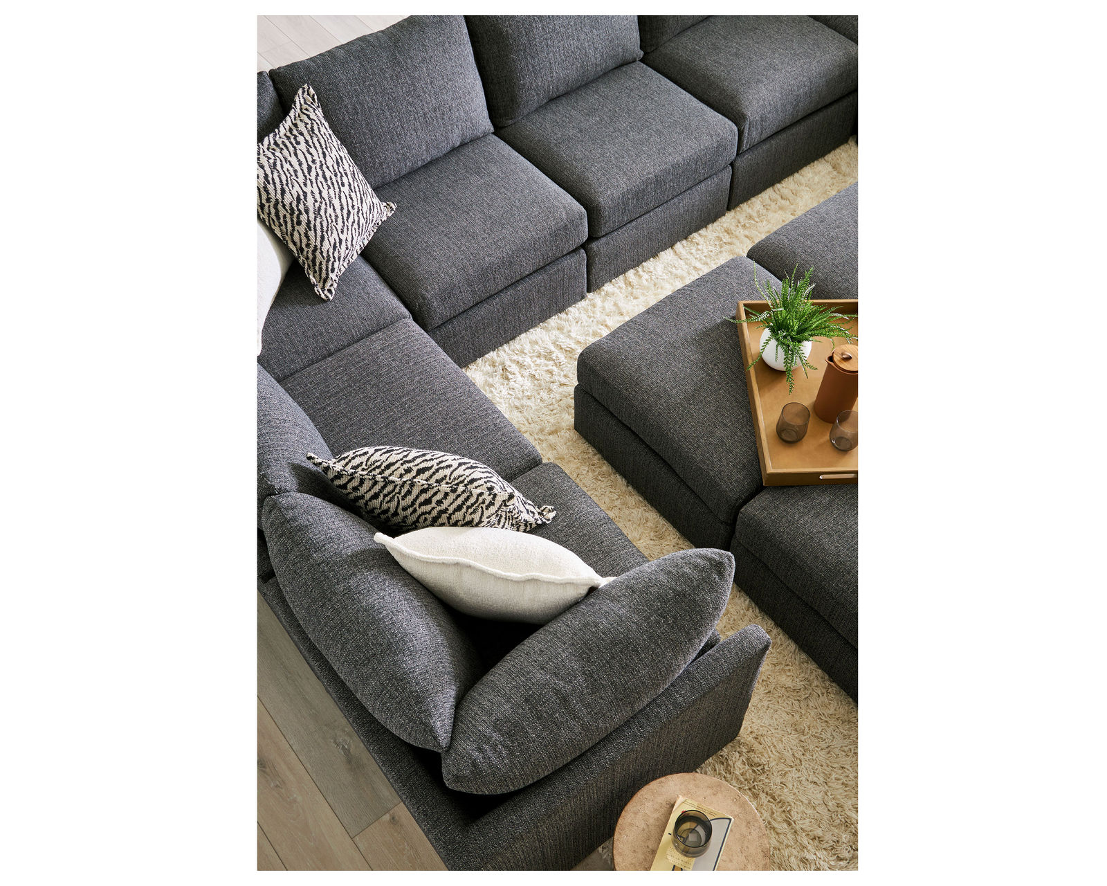 Jelsea Modular Sectional (+100 fabrics) - Image 10